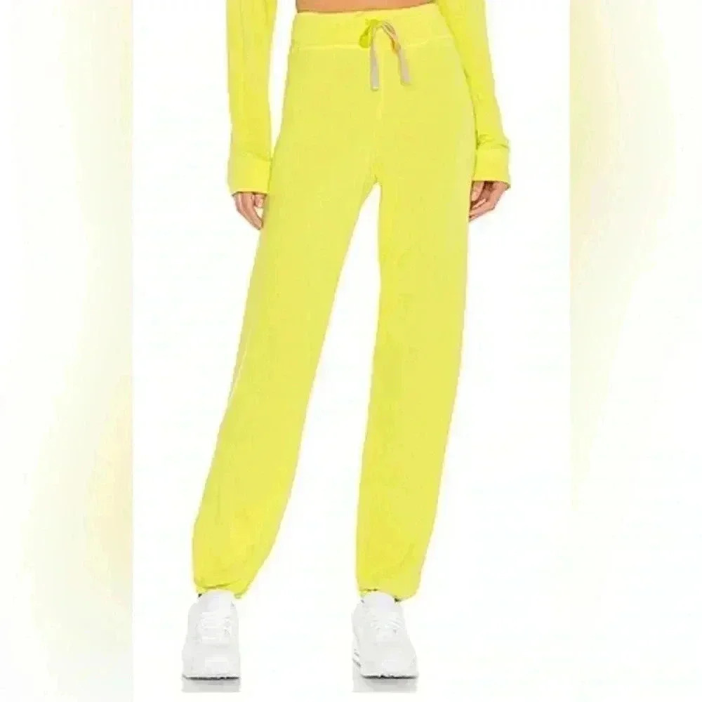 Sundry NEW NWT Neon Yellow Joggers Size XL